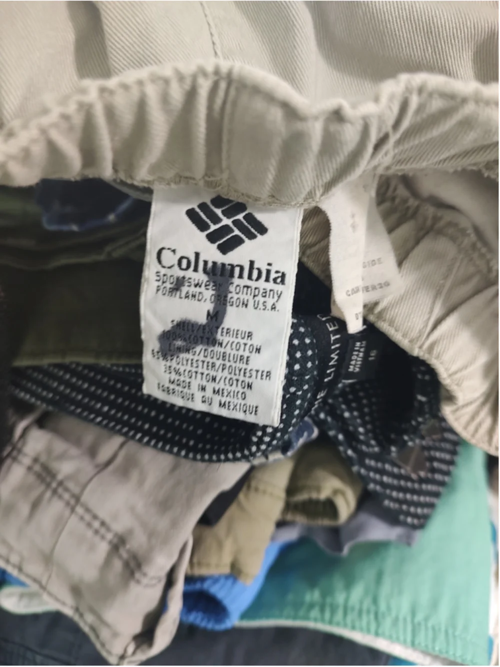 men's Columbia Cargo Shorts Beige Black Belted M